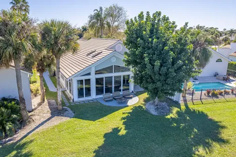 13090 Touchstone Place Palm Beach Gardens FL 33418