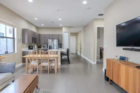 5115 NW 51st Terrace Tamarac FL 33319