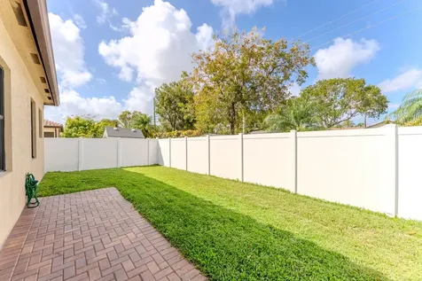 5115 NW 51st Terrace Tamarac FL 33319