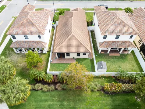 5115 NW 51st Terrace Tamarac FL 33319