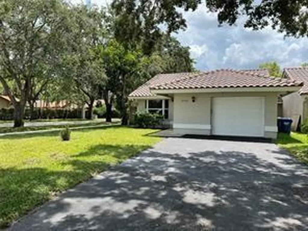 2793 NW 95th Avenue Coral Springs FL 33065