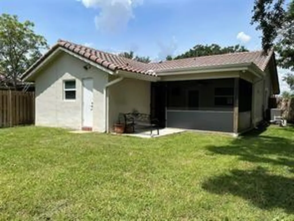 2793 NW 95th Avenue Coral Springs FL 33065