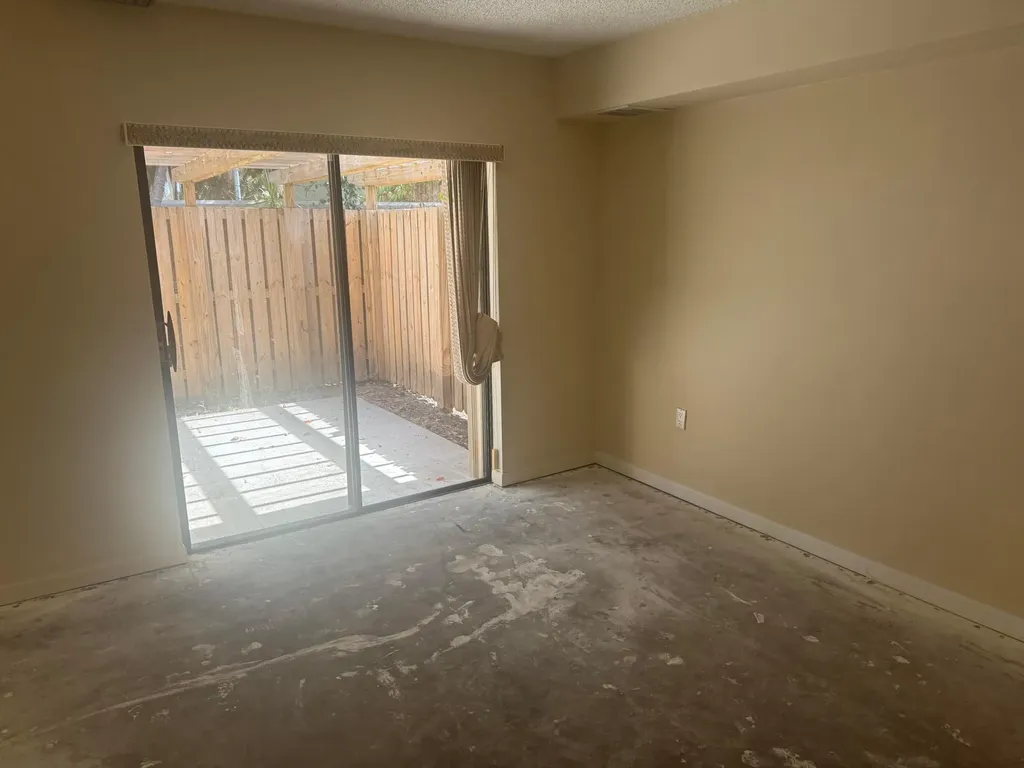 219 2nd Lane Palm Beach Gardens FL 33418