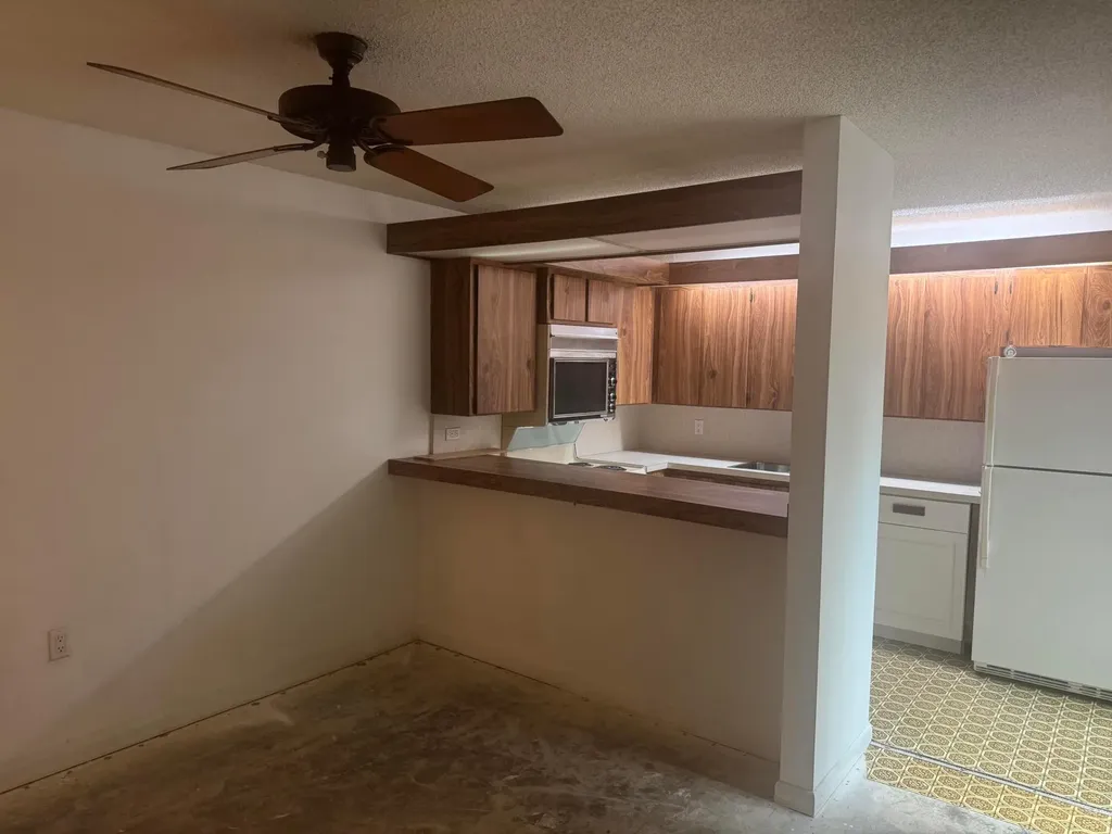 219 2nd Lane Palm Beach Gardens FL 33418