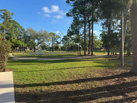 219 2nd Lane Palm Beach Gardens FL 33418