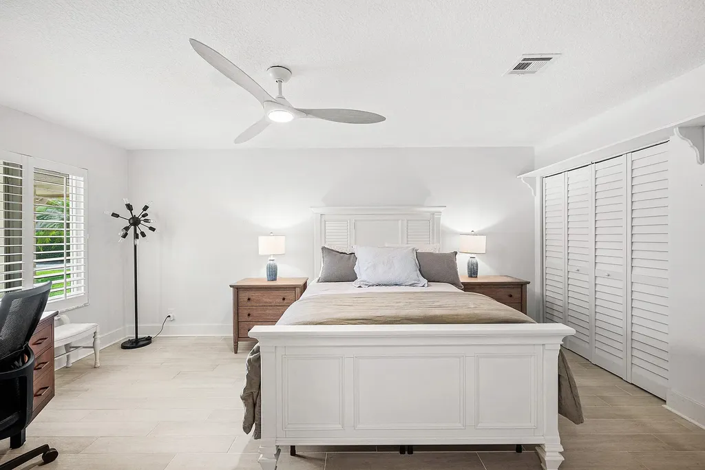 23373 Water Circle Boca Raton FL 33486