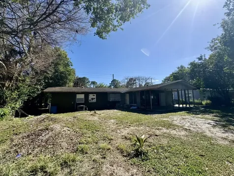 2110 Cortez Boulevard Fort Pierce FL 34982