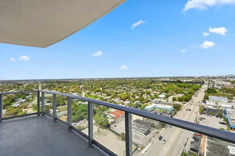 220 Lake Shore Drive Lake Park FL 33403