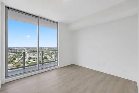 220 Lake Shore Drive Lake Park FL 33403