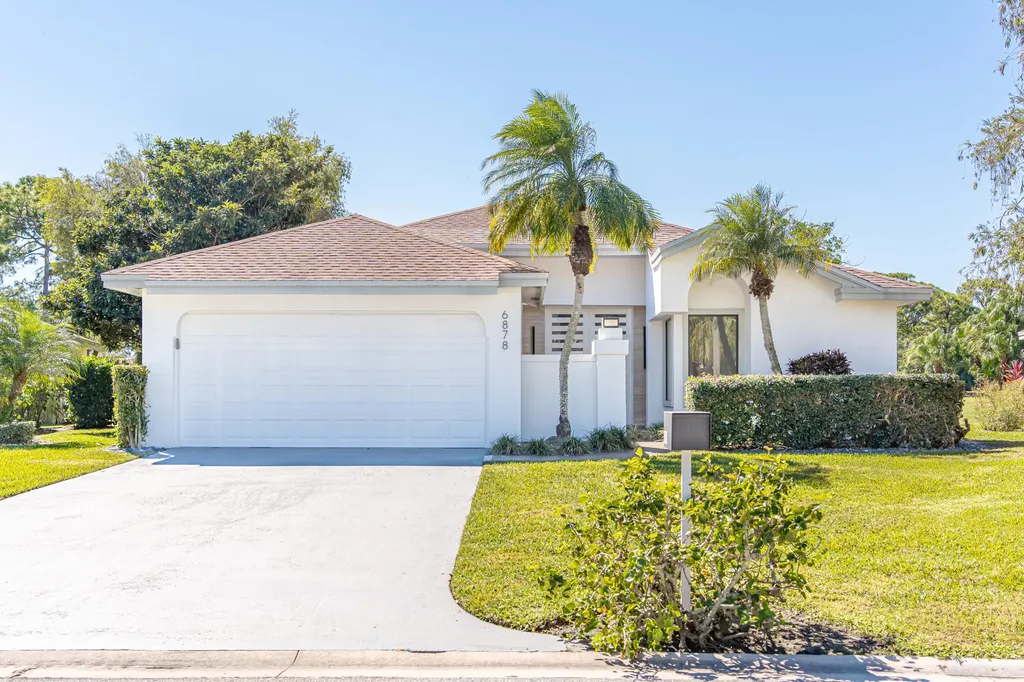 6878 Touchstone Circle Palm Beach Gardens FL 33418