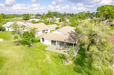 6878 Touchstone Circle Palm Beach Gardens FL 33418