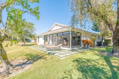 6878 Touchstone Circle Palm Beach Gardens FL 33418