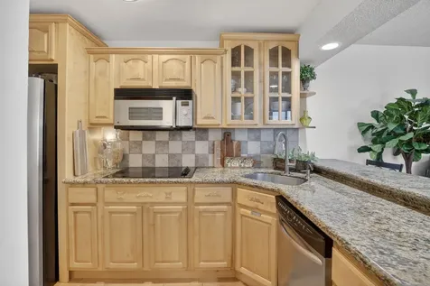 1533 Fairway Road Pembroke Pines FL 33026