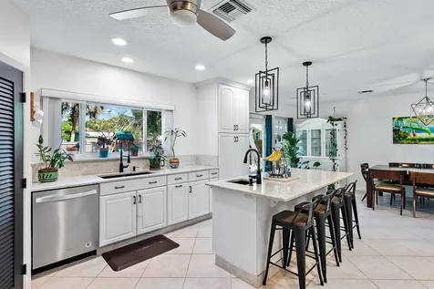 805 E Madison Avenue Stuart FL 34996