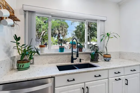 805 E Madison Avenue Stuart FL 34996
