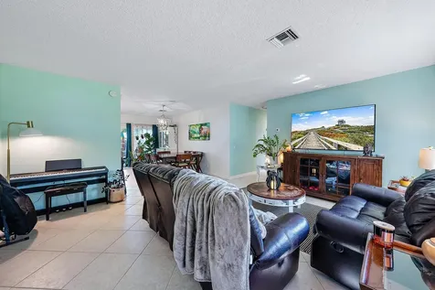 805 E Madison Avenue Stuart FL 34996