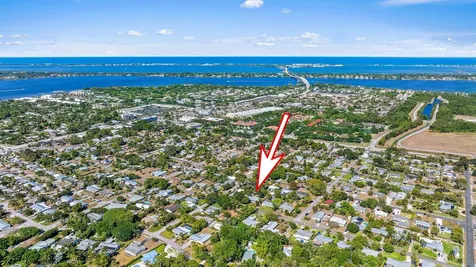 805 E Madison Avenue Stuart FL 34996