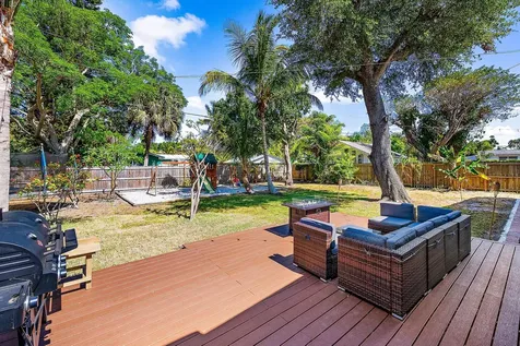 805 E Madison Avenue Stuart FL 34996