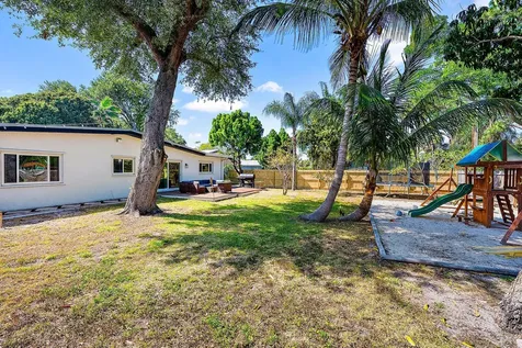 805 E Madison Avenue Stuart FL 34996