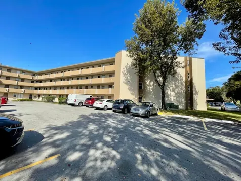 1401 NE 191st Street Miami FL 33179