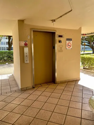 1401 NE 191st Street Miami FL 33179