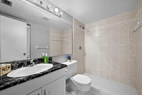 410 Pine Glen Lane Greenacres FL 33463