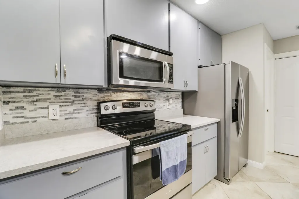 9229 Sun Terrace Circle A Circle Palm Beach Gardens FL 33403