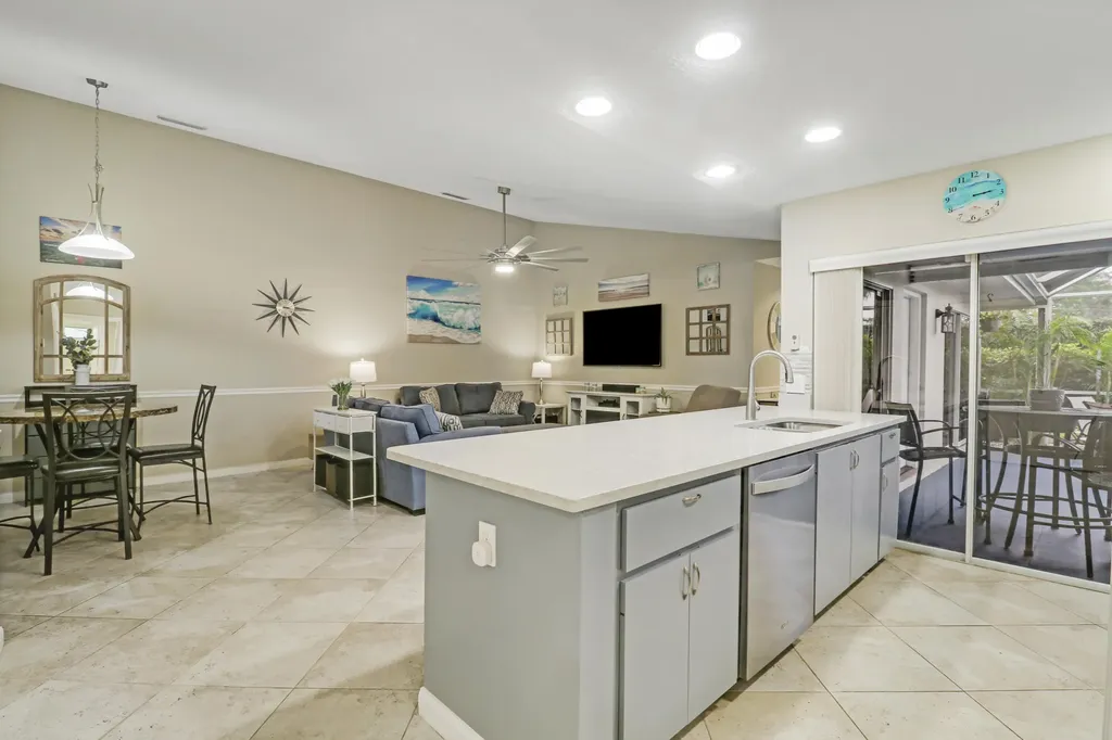 9229 Sun Terrace Circle A Circle Palm Beach Gardens FL 33403