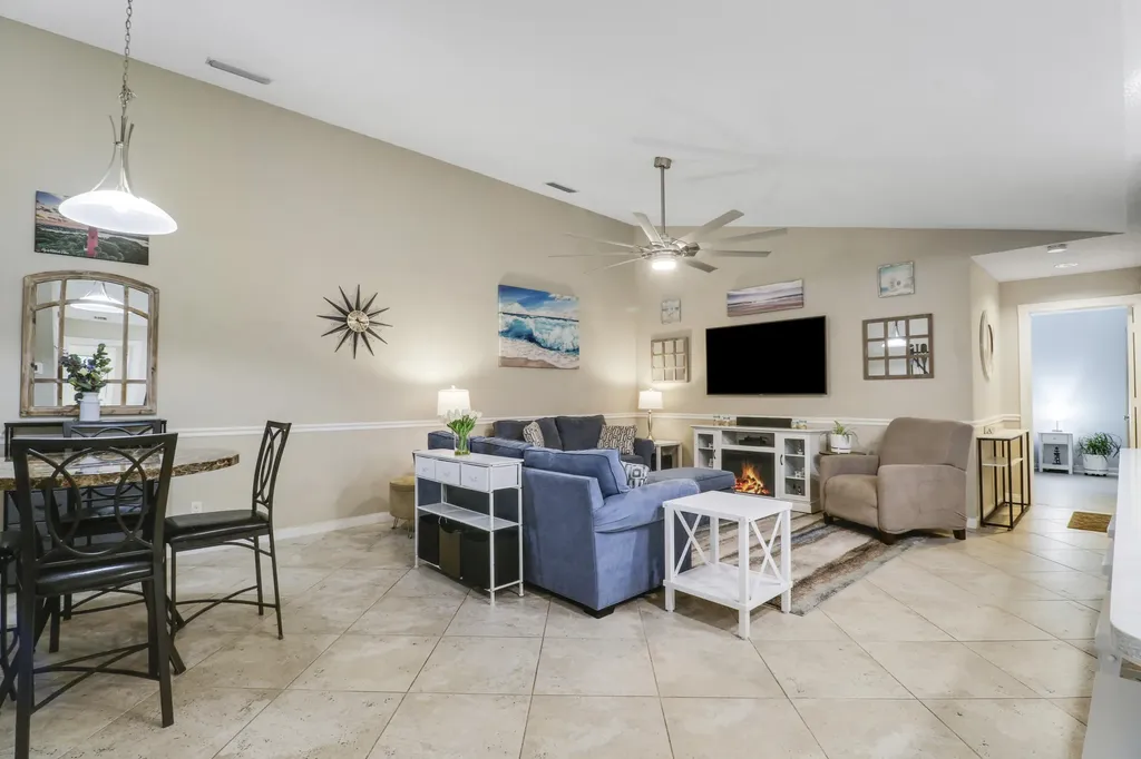 9229 Sun Terrace Circle A Circle Palm Beach Gardens FL 33403