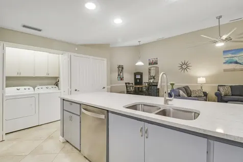 9229 Sun Terrace Circle A Circle Palm Beach Gardens FL 33403