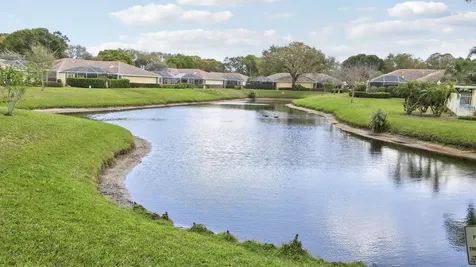 9229 Sun Terrace Circle A Circle Palm Beach Gardens FL 33403