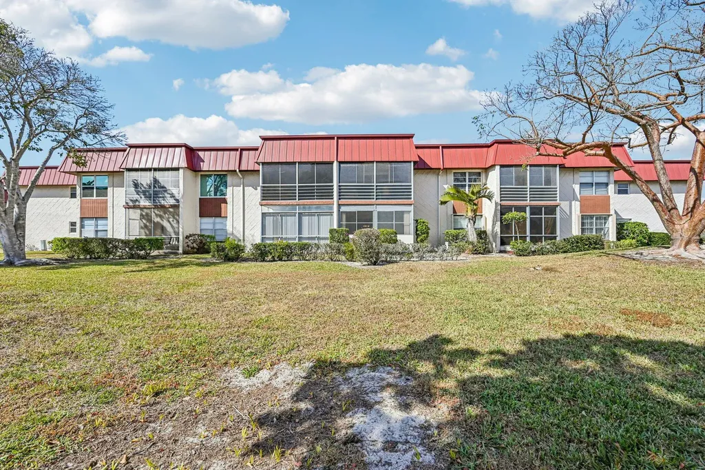 12022 W Greenway Drive Royal Palm Beach FL 33411