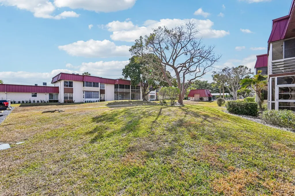 12022 W Greenway Drive Royal Palm Beach FL 33411