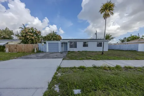 2007 Kenwood Road West Palm Beach FL 33409