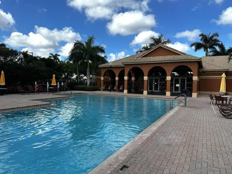 155 Bella Vista Way Royal Palm Beach FL 33411
