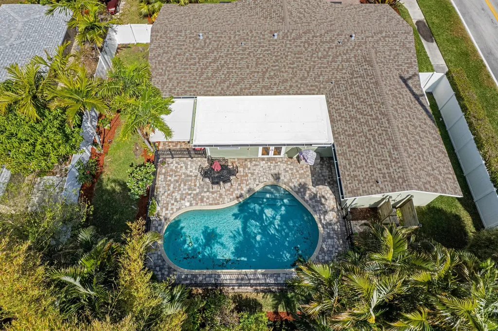 200 SW 5th Street Boca Raton FL 33432