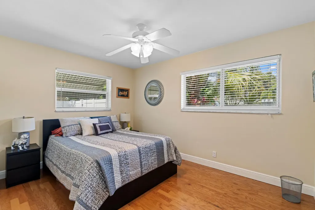 200 SW 5th Street Boca Raton FL 33432