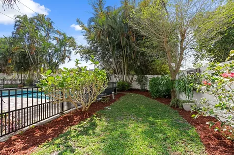200 SW 5th Street Boca Raton FL 33432