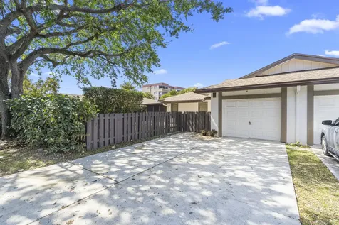 411 NW 65th Terrace Plantation FL 33317