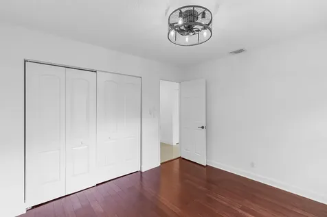 411 NW 65th Terrace Plantation FL 33317