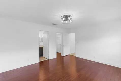 411 NW 65th Terrace Plantation FL 33317