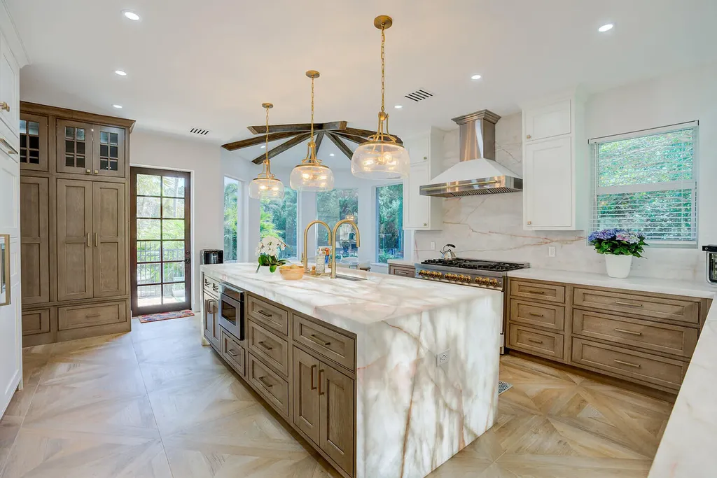 2584 SE Ranch Acres Circle Jupiter FL 33478