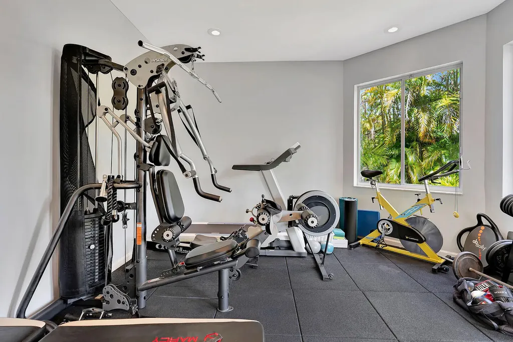 2584 SE Ranch Acres Circle Jupiter FL 33478
