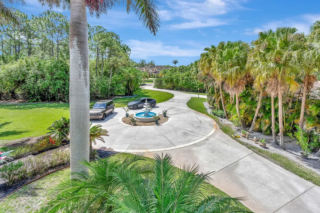 2584 SE Ranch Acres Circle Jupiter FL 33478