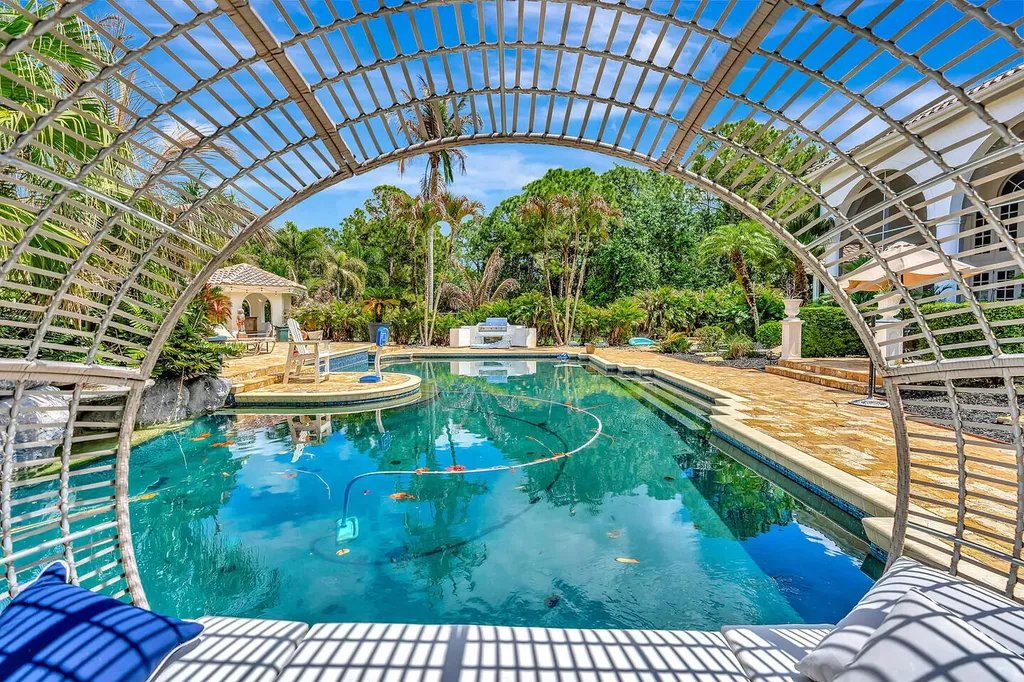2584 SE Ranch Acres Circle Jupiter FL 33478