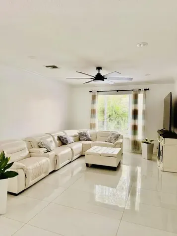 400 SW 15th Drive Boca Raton FL 33432