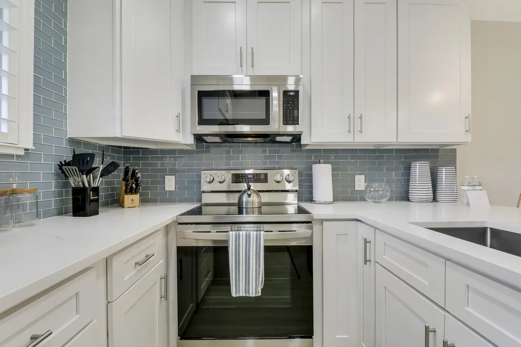 523 Club Drive Palm Beach Gardens FL 33418