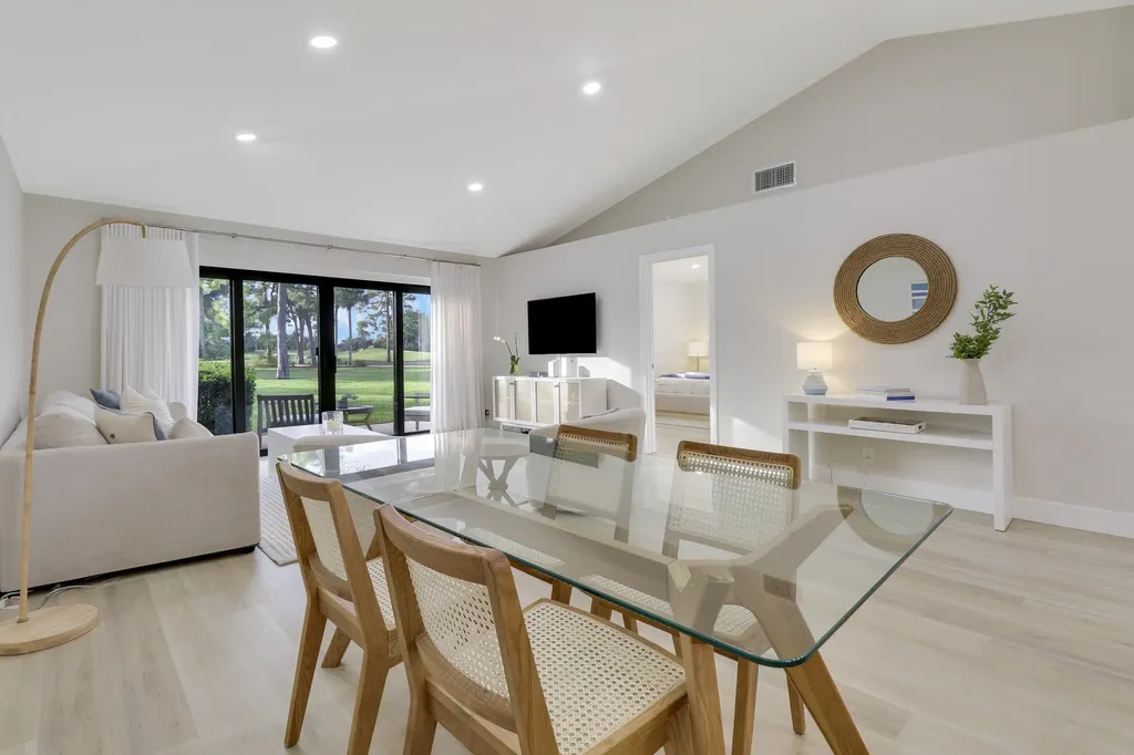 523 Club Drive Palm Beach Gardens FL 33418
