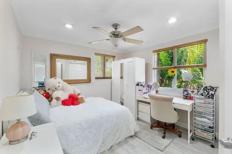 12538 NW 57th Court Coral Springs FL 33076