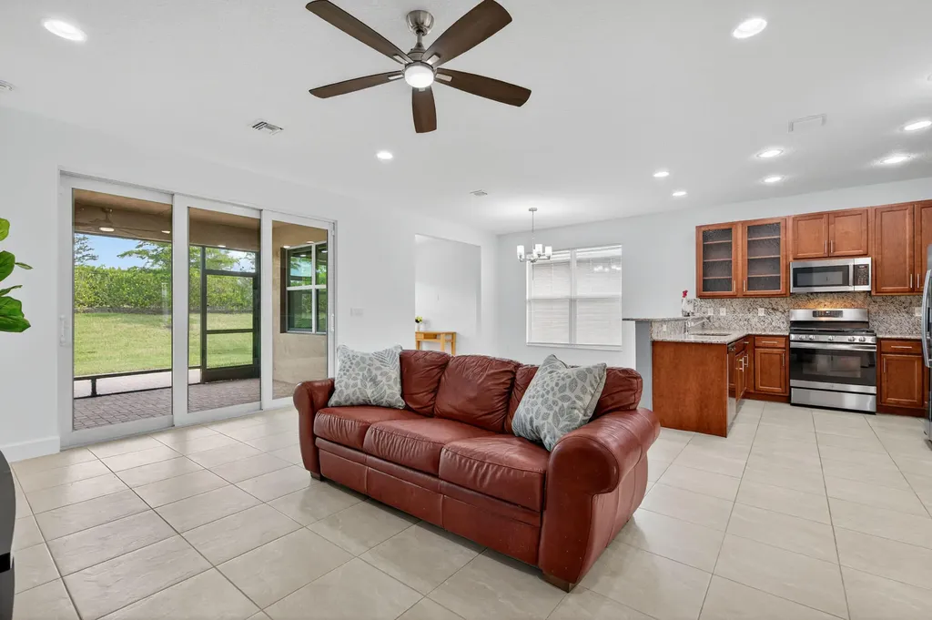 13541 SW Oceanus Boulevard Port St Lucie FL 34987